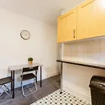 Mile End Double Rooms 86A