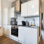 Cosy Flat In Central London