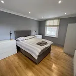 Lovely 2-Bedroom Victorian Flats