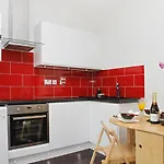 Holiday Lets London - I4