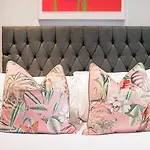 Modernized South Kensington Apartments