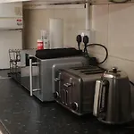 Canning Town Warms Cozy One Bedroom Apartment