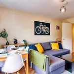 2 Bed Camden Mews