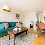Wild Roses Serviced Apartments - Tower Bridge