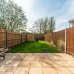 Pass The Keys Spacious Cosy Home Close To London Abbey Wood