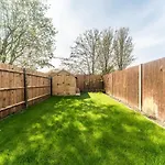 Pass The Keys Spacious Cosy Home Close To London Abbey Wood