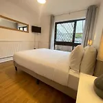 Private Spacious Room In Beckton