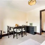 Spacious Room 2 Mins From Station