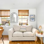 Charming Studio Flat Close To Holborn Station