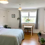 Bright And Comfortable Studio Apartment