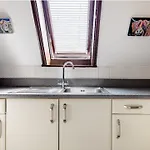 Spacious Room 2 Mins From Station