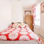 Homestay Near Tottenham Hotspur Stadium