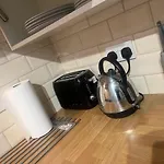 Large Modern Studio Flat