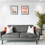 Khayat Homes - The Curve - One Bed