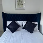 Precioushouseluxurystay