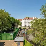 Charming 2 Bedroom Flat In The Heart Of Kings Cross, London