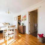 Pass The Keys Earl\'S Court Top Floor Apartment