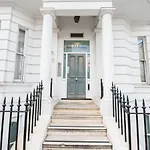 Pass The Keys Earl\'S Court Top Floor Apartment