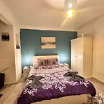 Lovely 2-Bedroom Apartment In Central London