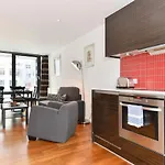 3-Bedroom Apartment In London
