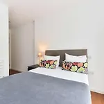 3-Bedroom Apartment In London