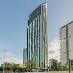 Entire Studio Apartment In Central London Se1