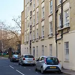 Lovely 2-Bedroom Apartment In Shoreditch
