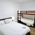 Wonderful Apartment In Wembley