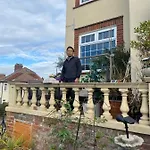 Big Home In London, Forest Hill