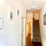 Canary Wharf Holiday Rooms