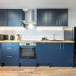 5 - West London Brand New Loft