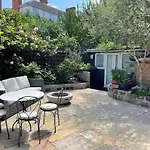 Stylish 1-Bed Studio
