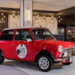 Radisson Red London Heathrow