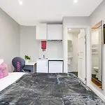 Cosy Studio Flat