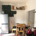 3 Bedroom Garden Home In East London