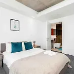 Luxury Apt 3Min Walk To London Excel,City Hall, O2