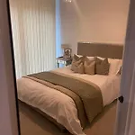One Bed Apartment In Central London
