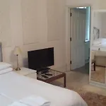 La Suite South