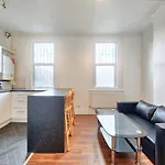 Cozy London Flat