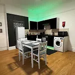 Willesden Guest Room 130