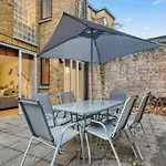 Tranquil 2 Bedroom Apartment In Southwark- Zone 1