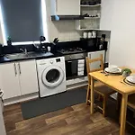 Dalston 1 Bedroom Flat