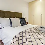 Prime Central Flat At Marylebone