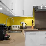 Notting Hill: Stylish 1Br With Terrace - Suite Inn
