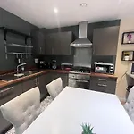 Rooms Near Canary Wharf
