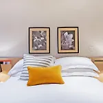 Madison Hill - White Hill House 1 - 1 Bedroom Flat