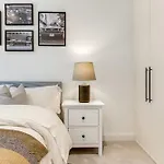 Khayat Homes - The Great Escape - 3 Bed Luxury Apt