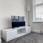 Wembley Stadium Central Modern & Cozy Apartment