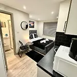 Harrow Suites Ha3