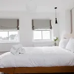 Luxury 2 Bedroom Duplex Penthouse Covent Garden Holborn